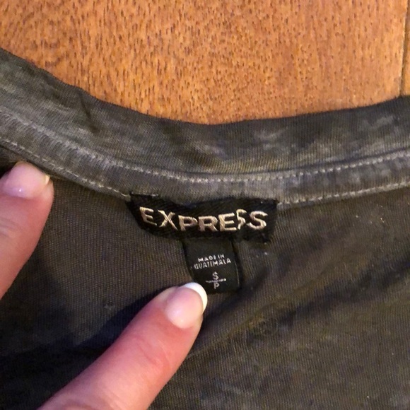 Express Small Grey tank aztec design - Picture 3 of 5